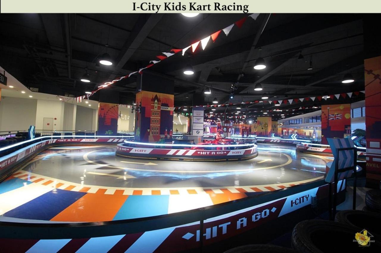 שאה אלאם Sinar Rasa Homestay At I-Soho, I-City מראה חיצוני תמונה I-City Kids Kart Racing