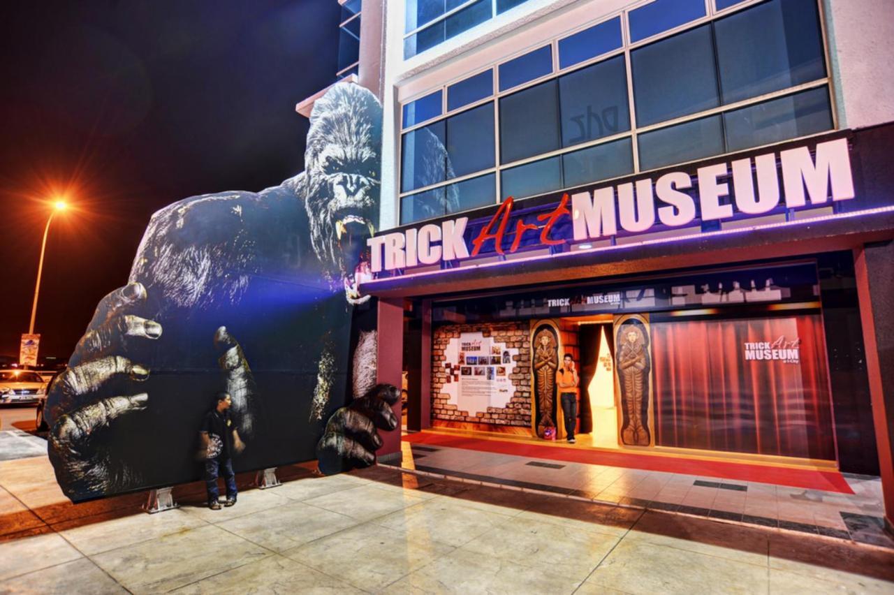 שאה אלאם Sinar Rasa Homestay At I-Soho, I-City מראה חיצוני תמונה Trick Art Museum