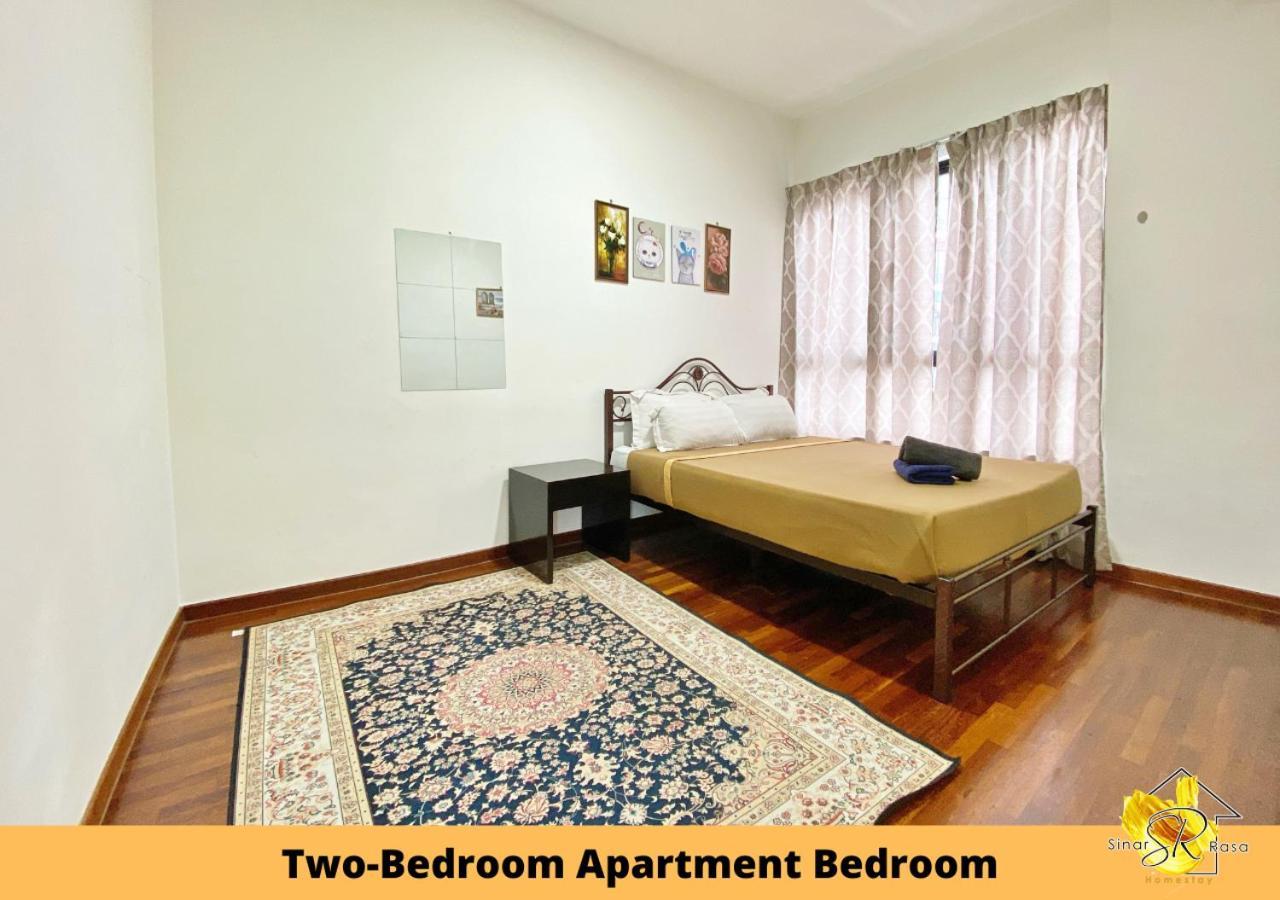 שאה אלאם Sinar Rasa Homestay At I-Soho, I-City חדר תמונה Two-bedroom apartment bedroom